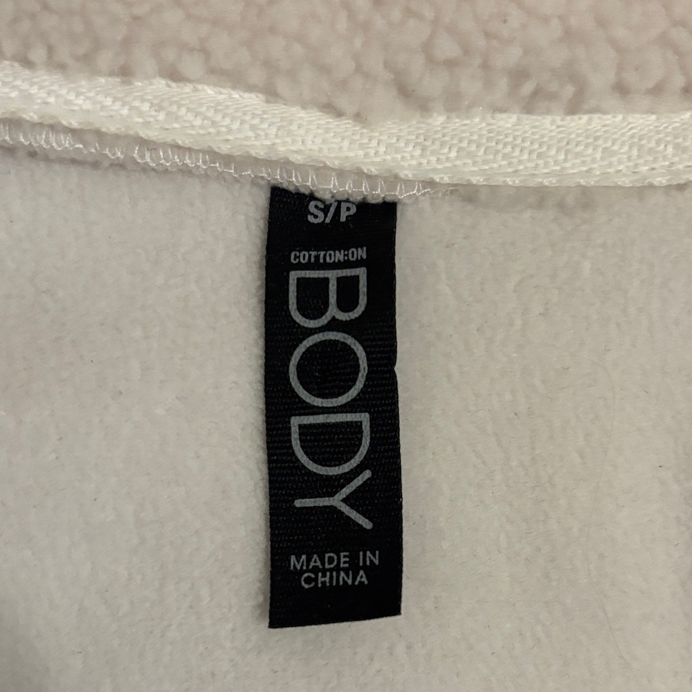 Cotton On Cream Teddy Jacket - Picture 2 of 2